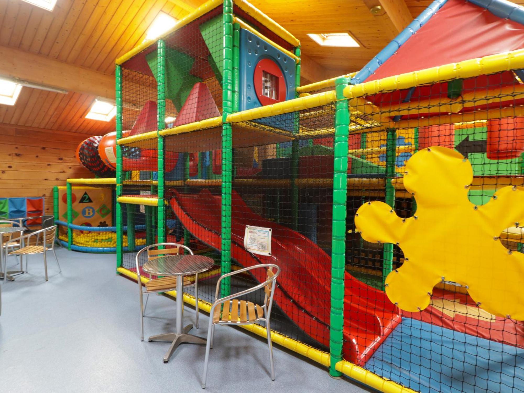 13 Gower Holiday Village Суонси Экстерьер фото